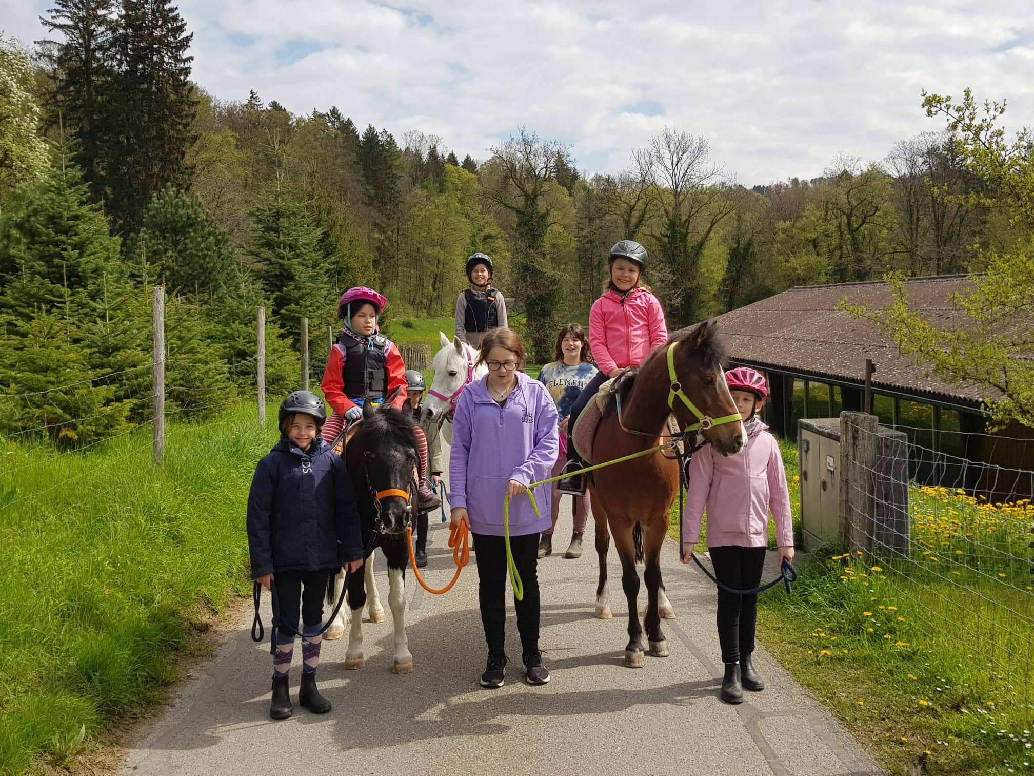 Herbstferienkurs am Reitstall im Dörfli