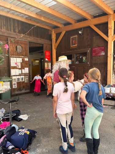 554696444 1298795962042923 702723608047796987 n